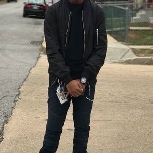 Meet your Posher, Dion